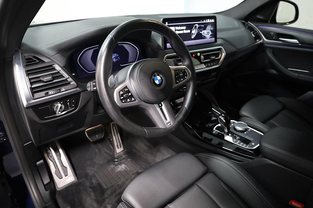 Thumbnail: 2023 BMW X4 - 2