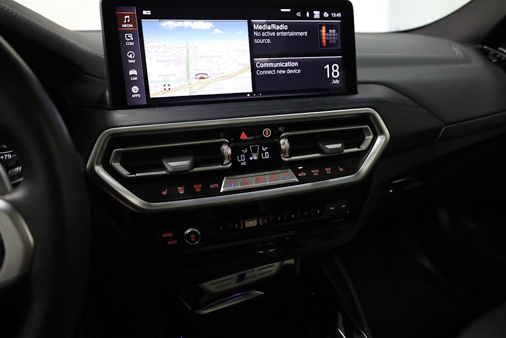 Thumbnail: 2023 BMW X4 - 15
