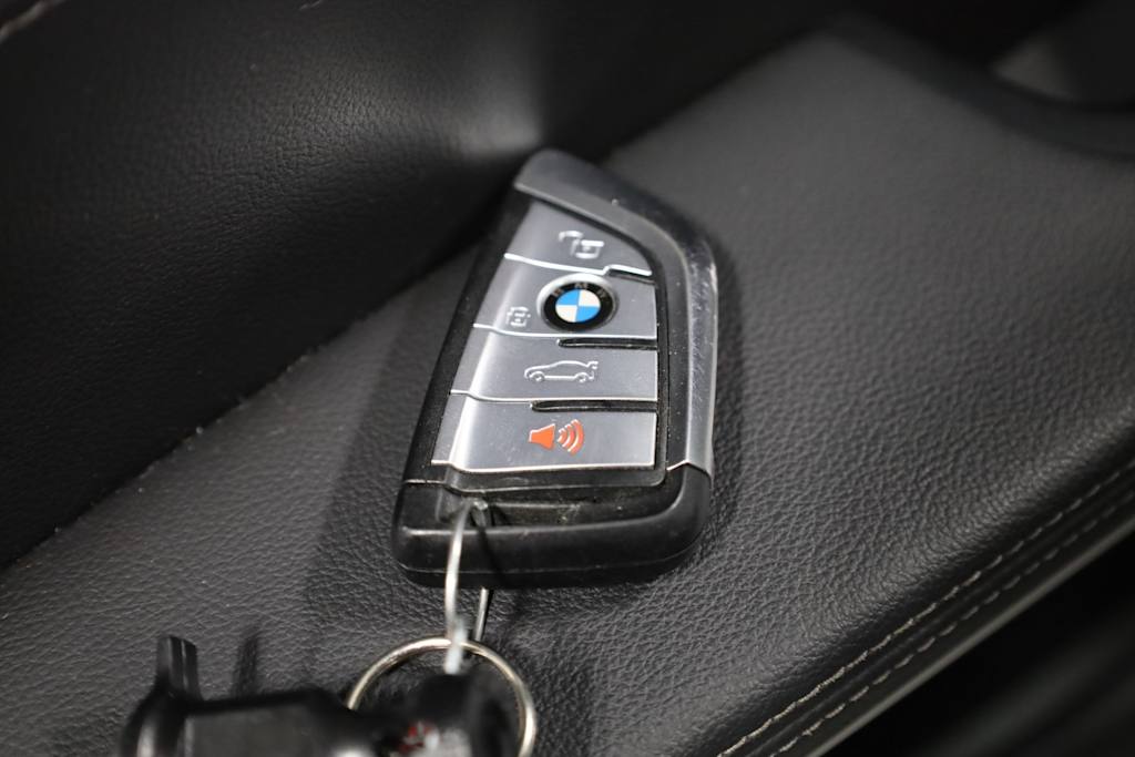 Thumbnail: 2021 BMW X5 - 20