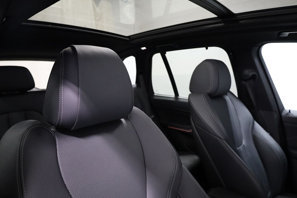 Thumbnail: 2020 BMW X5 - 30