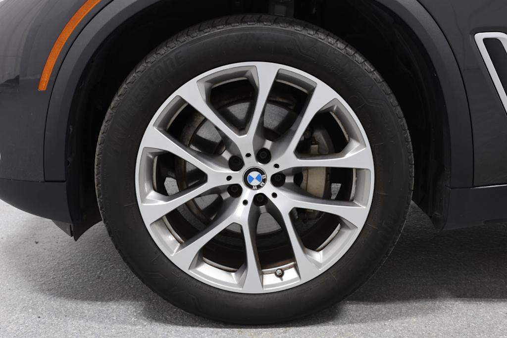 Thumbnail: 2021 BMW X5 - 42