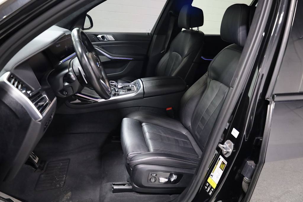 Thumbnail: 2020 BMW X7 - 10