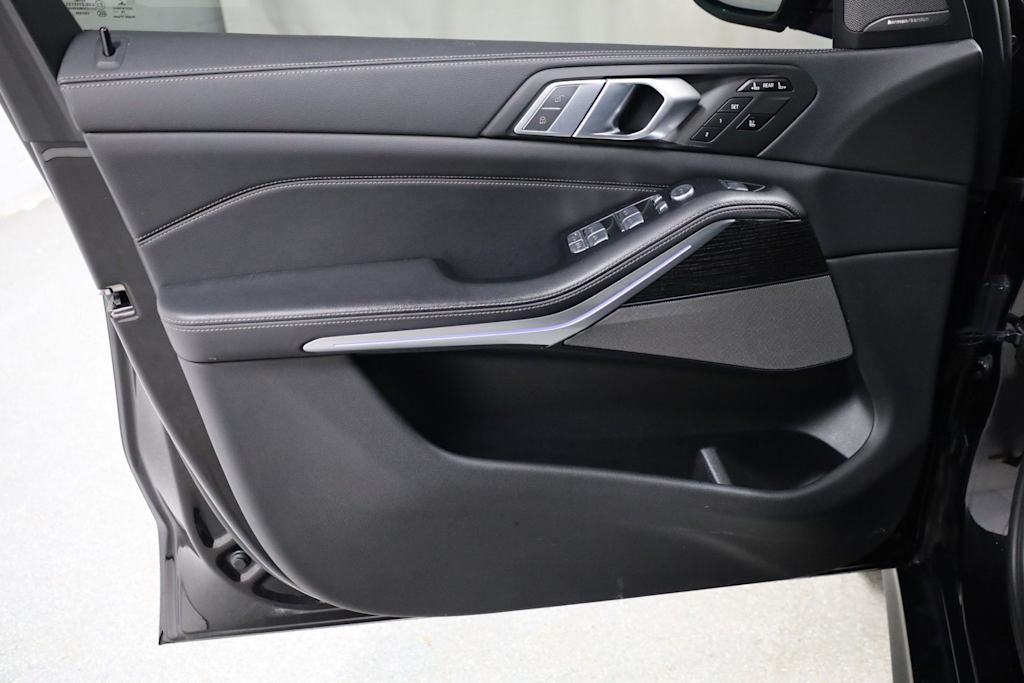 Thumbnail: 2020 BMW X7 - 26