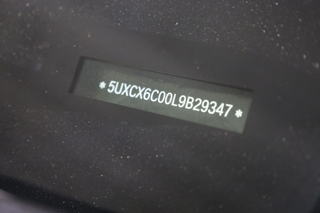 Thumbnail: 2020 BMW X7 - 19