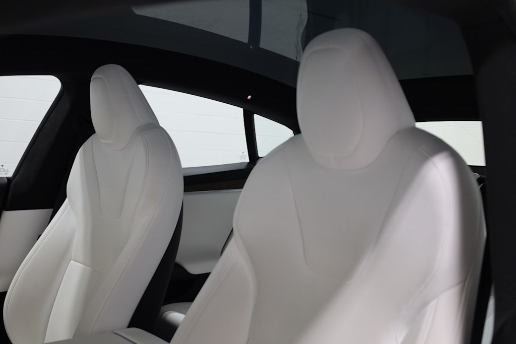 Thumbnail: 2023 Tesla Model S - 11