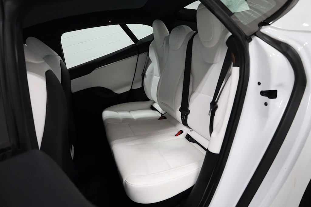 Thumbnail: 2023 Tesla Model S - 12