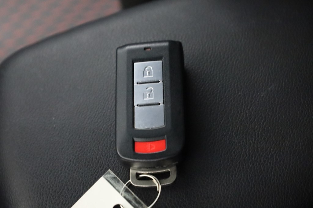 Thumbnail: 2016 Mitsubishi Outlander Sport - 20