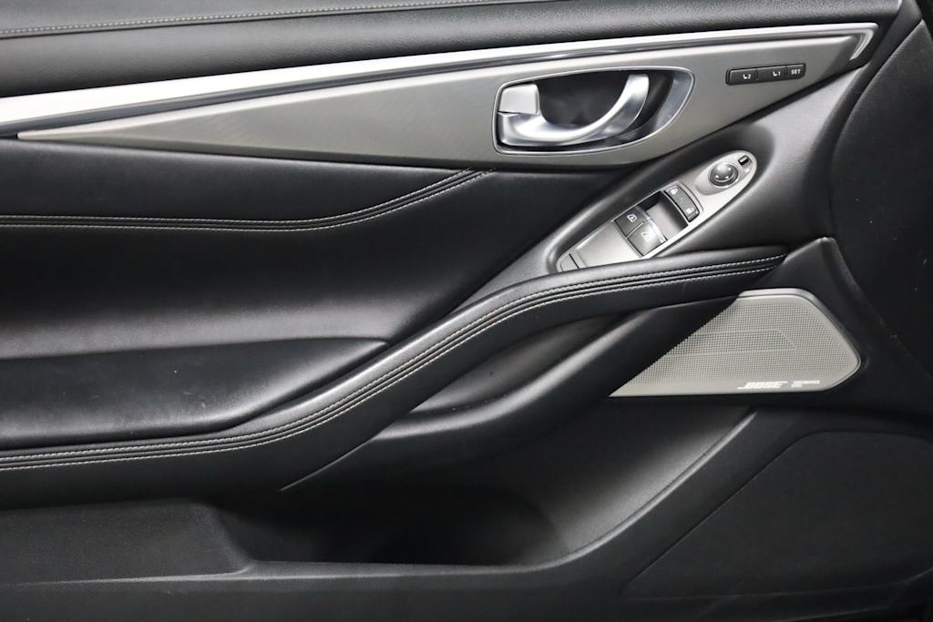 Thumbnail: 2017 INFINITI Q60 - 26