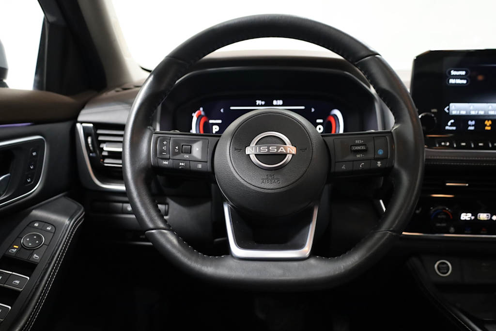 2023 Nissan Rogue Platinum 14