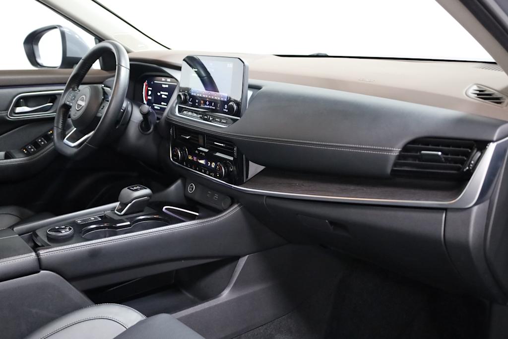 2023 Nissan Rogue Platinum 10