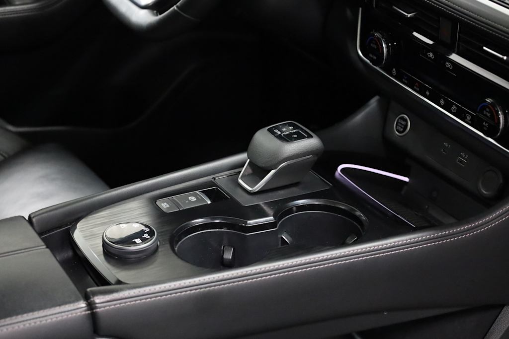 2023 Nissan Rogue Platinum 28