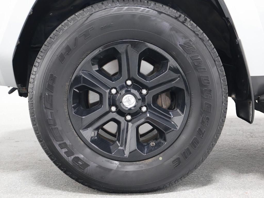 Thumbnail: 2021 Toyota 4Runner - 39