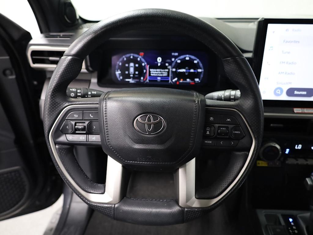 Thumbnail: 2025 Toyota 4Runner - 14