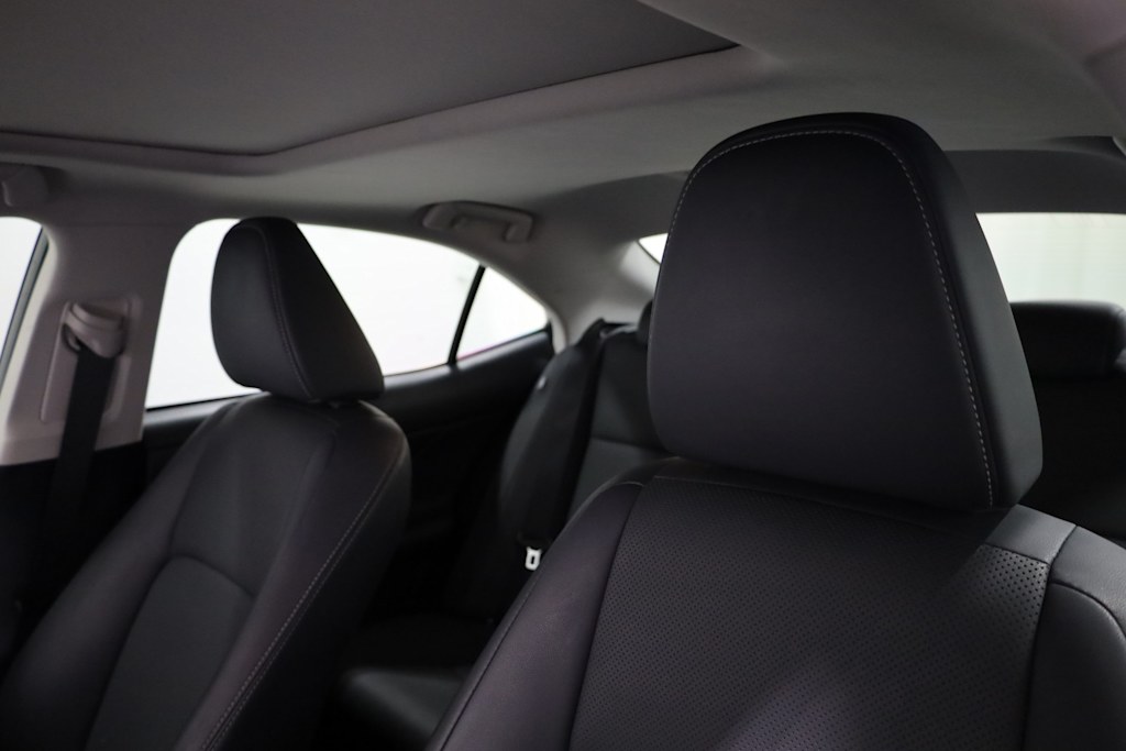2019 Lexus IS 300 12