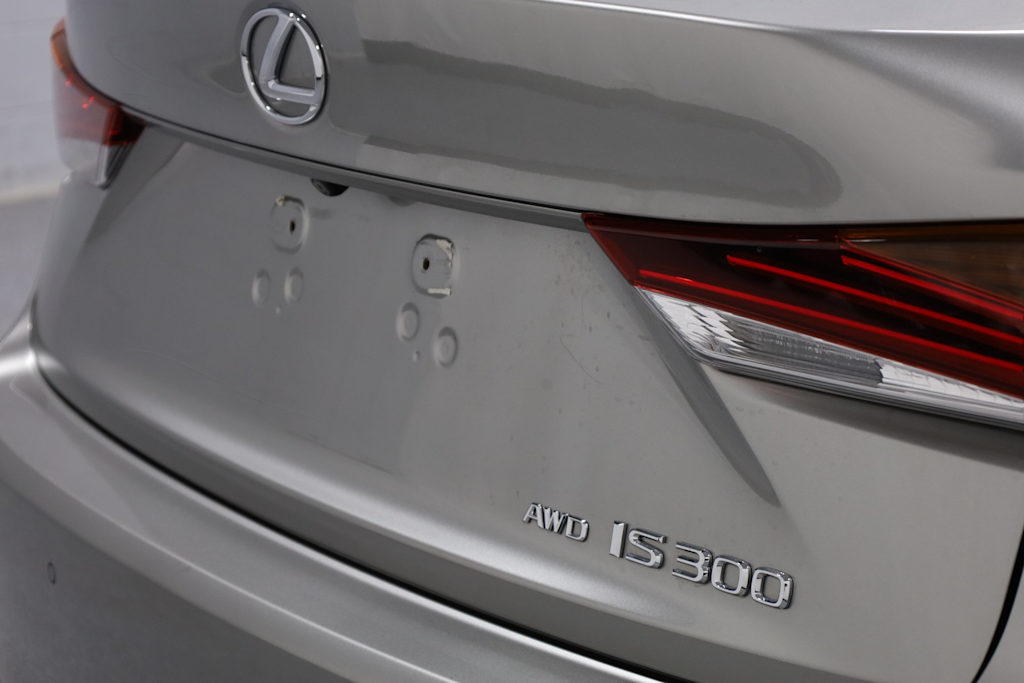 2019 Lexus IS 300 7