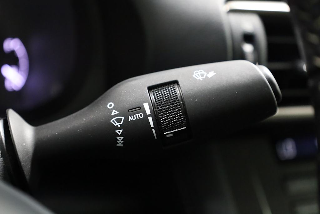 2019 Lexus IS 300 33