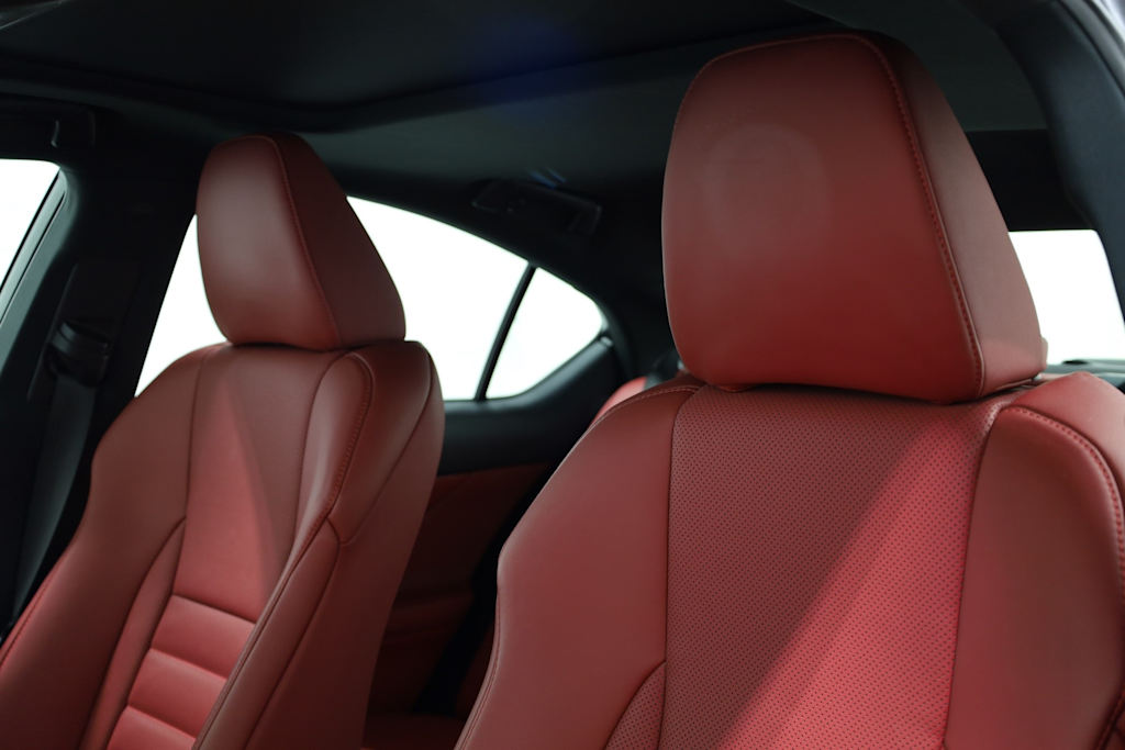 Thumbnail: 2025 Lexus ES - 12