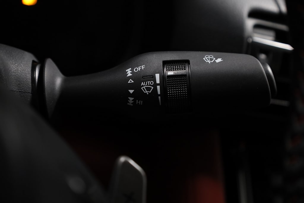 Thumbnail: 2025 Lexus ES - 31