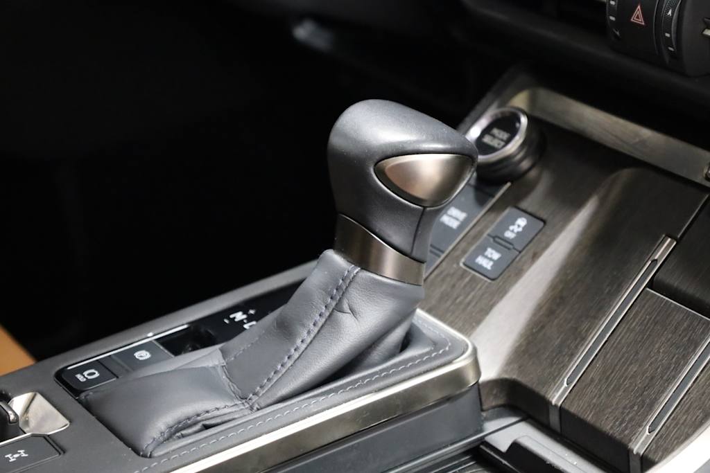 Thumbnail: 2024 Lexus ES - 30