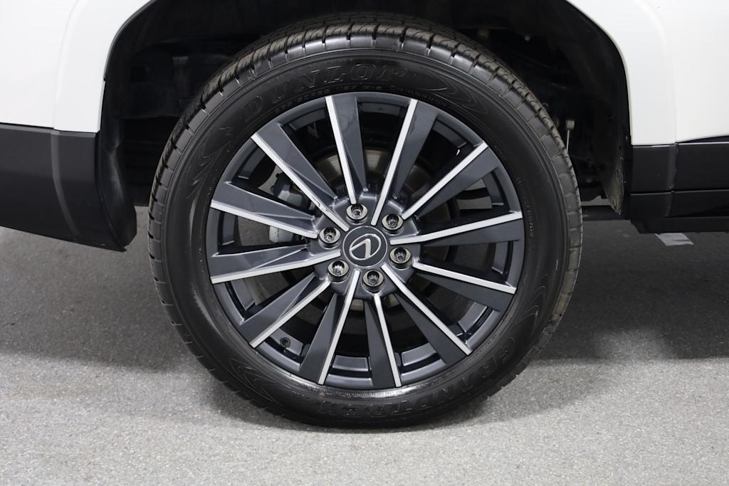 Thumbnail: 2024 Lexus ES - 40