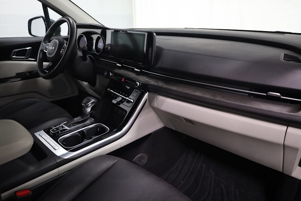 Thumbnail: 2024 Kia Carnival - 10
