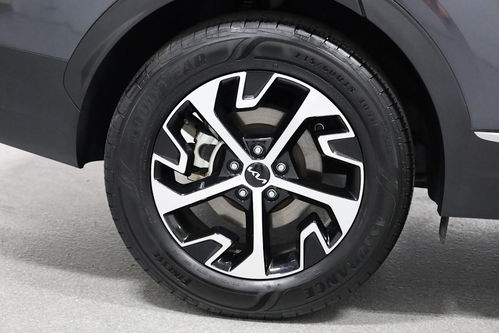 Thumbnail: 2023 Kia Sportage - 40