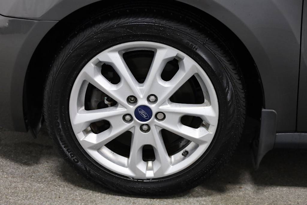 Thumbnail: 2015 Ford Transit Series - 40