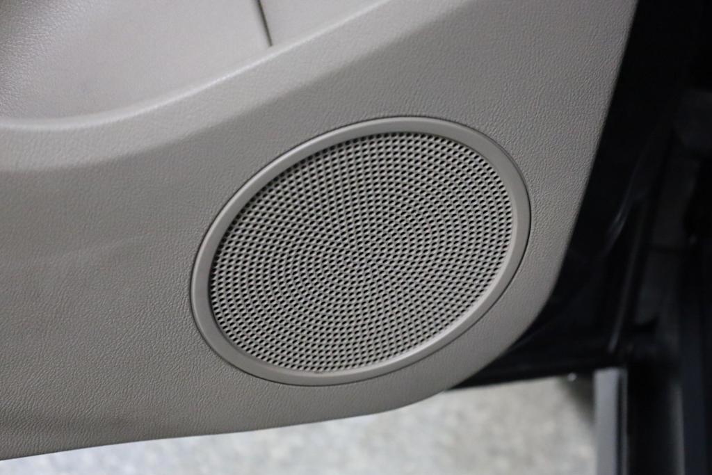 Thumbnail: 2015 Ford Transit Series - 21