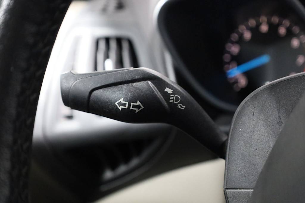 Thumbnail: 2015 Ford Transit Series - 33