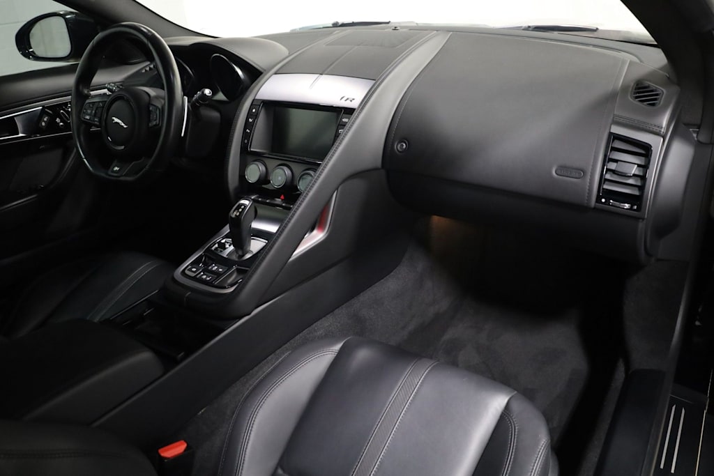 Thumbnail: 2017 Jaguar F-Type - 10