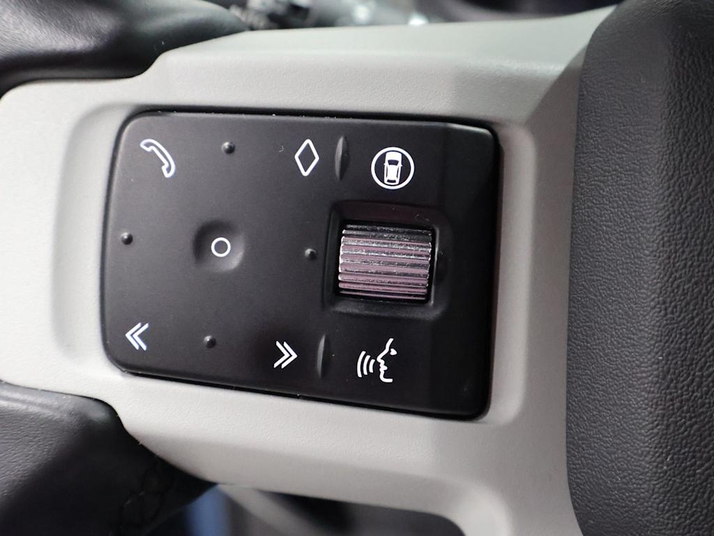 Thumbnail: 2024 Land Rover Defender - 31