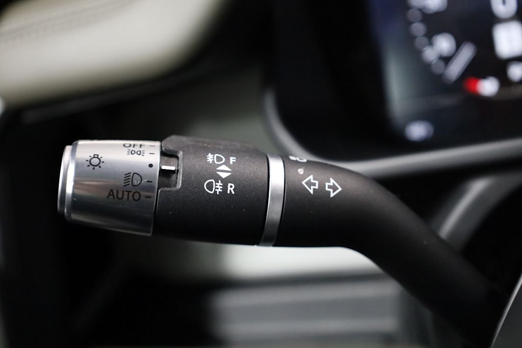 Thumbnail: 2020 Land Rover Defender - 42