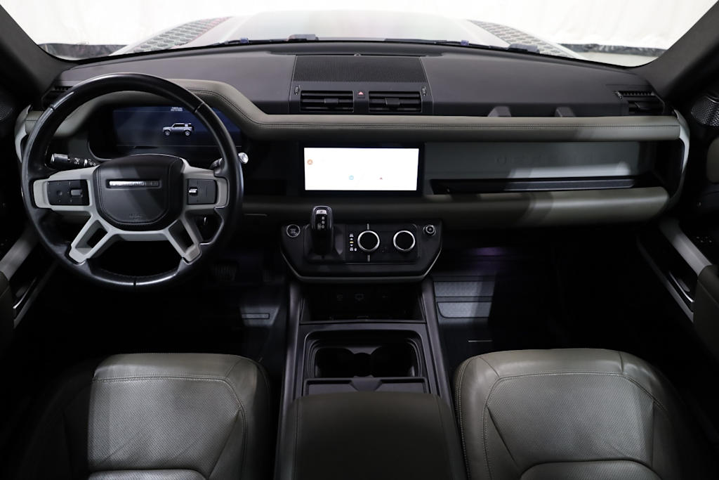 Thumbnail: 2020 Land Rover Defender - 15