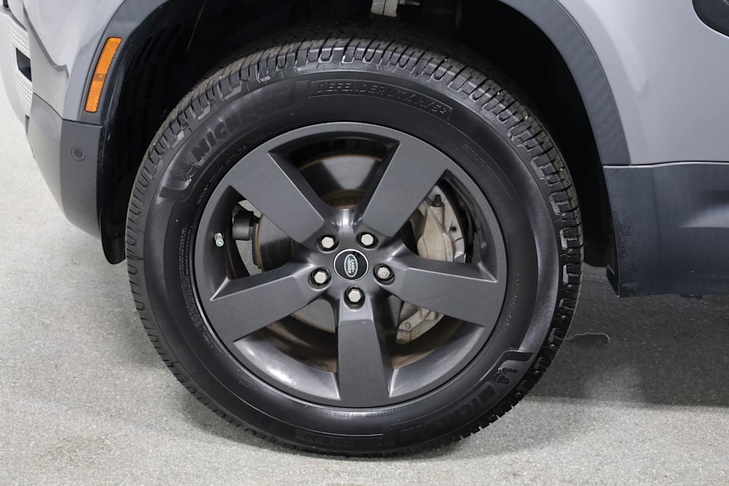 Thumbnail: 2020 Land Rover Defender - 48