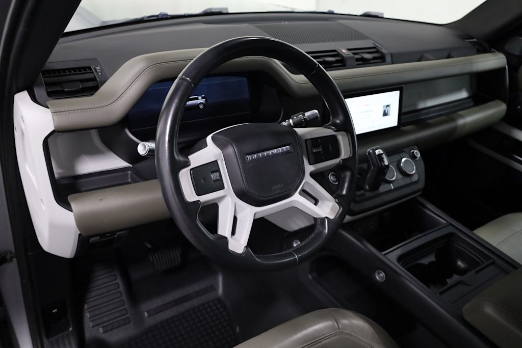 Thumbnail: 2020 Land Rover Defender - 2