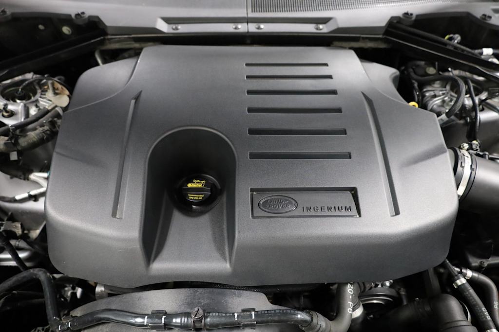 Thumbnail: 2020 Land Rover Defender - 8