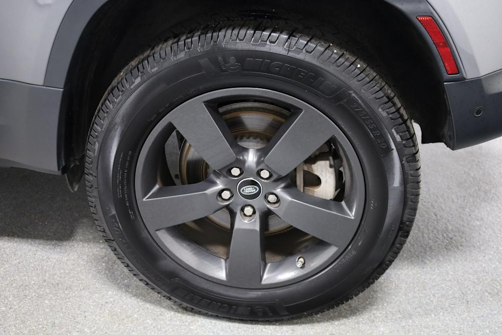 Thumbnail: 2020 Land Rover Defender - 39