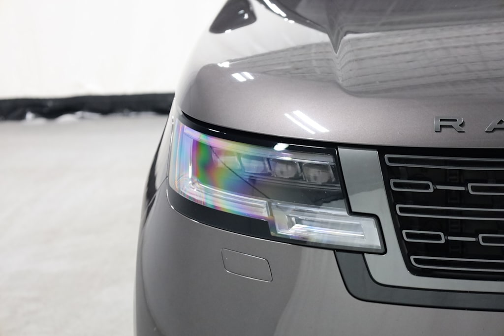 Thumbnail: 2023 Land Rover Range Rover - 24