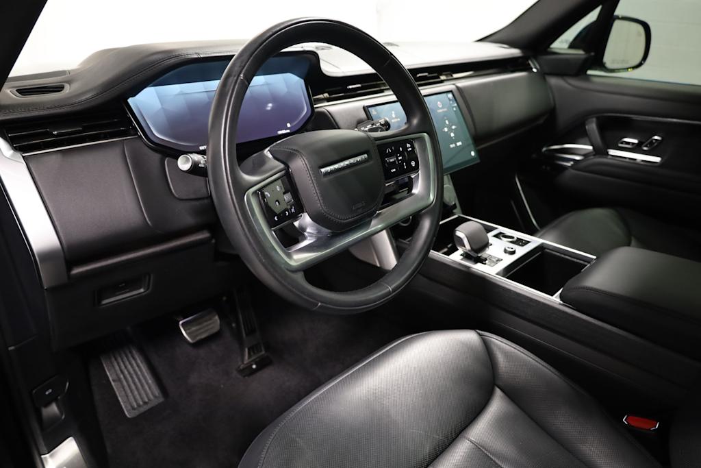 Thumbnail: 2023 Land Rover Range Rover - 2