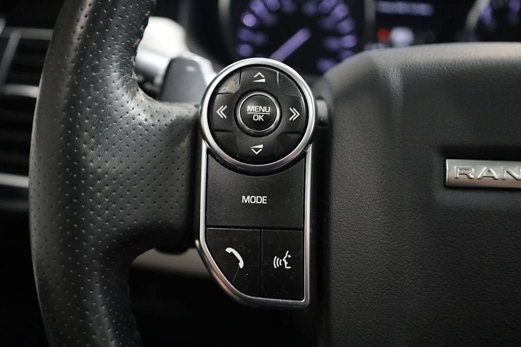Thumbnail: 2015 Land Rover Range Rover Sport - 30