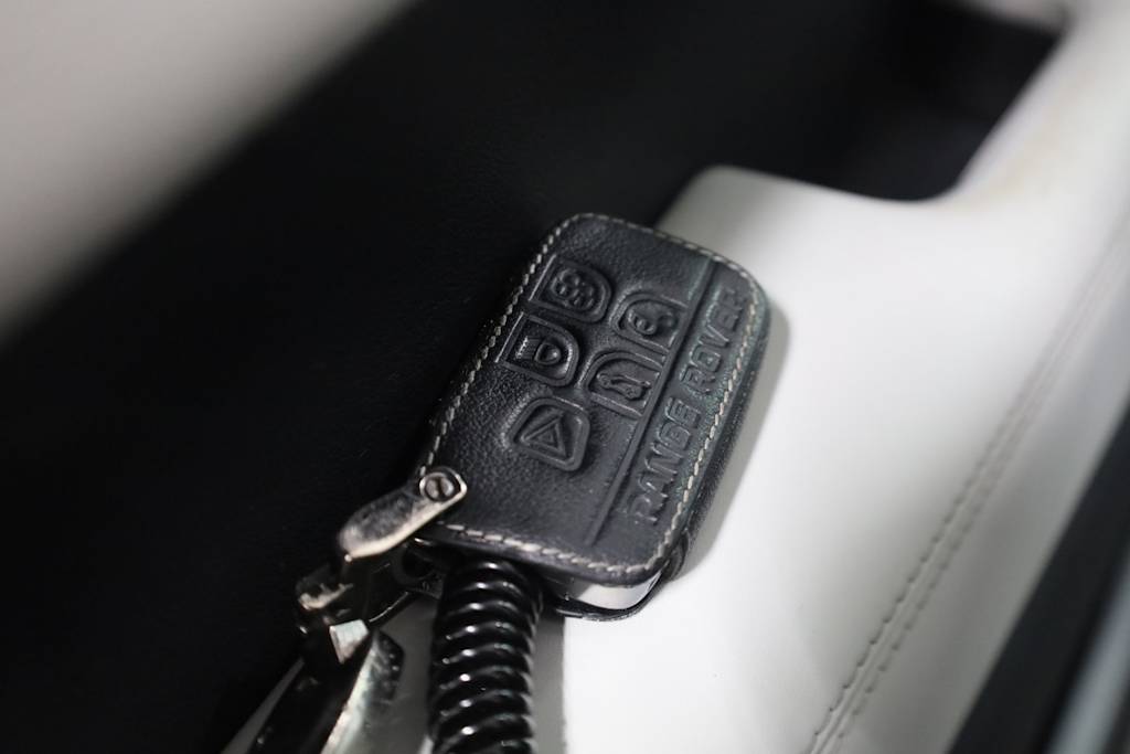 Thumbnail: 2015 Land Rover Range Rover Sport - 40