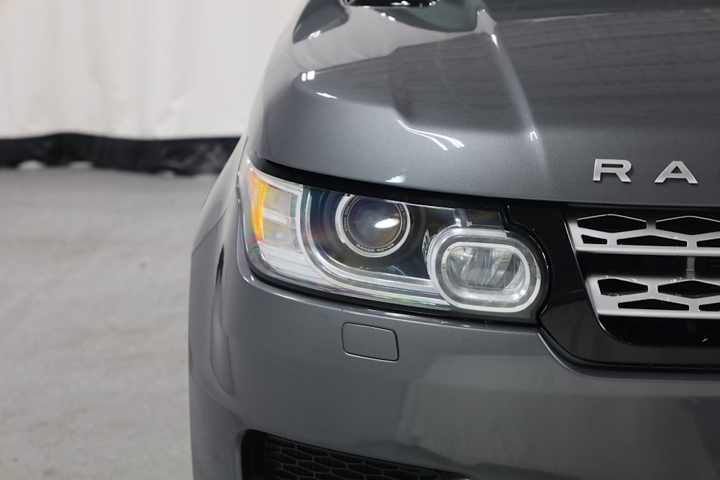 Thumbnail: 2015 Land Rover Range Rover Sport - 25