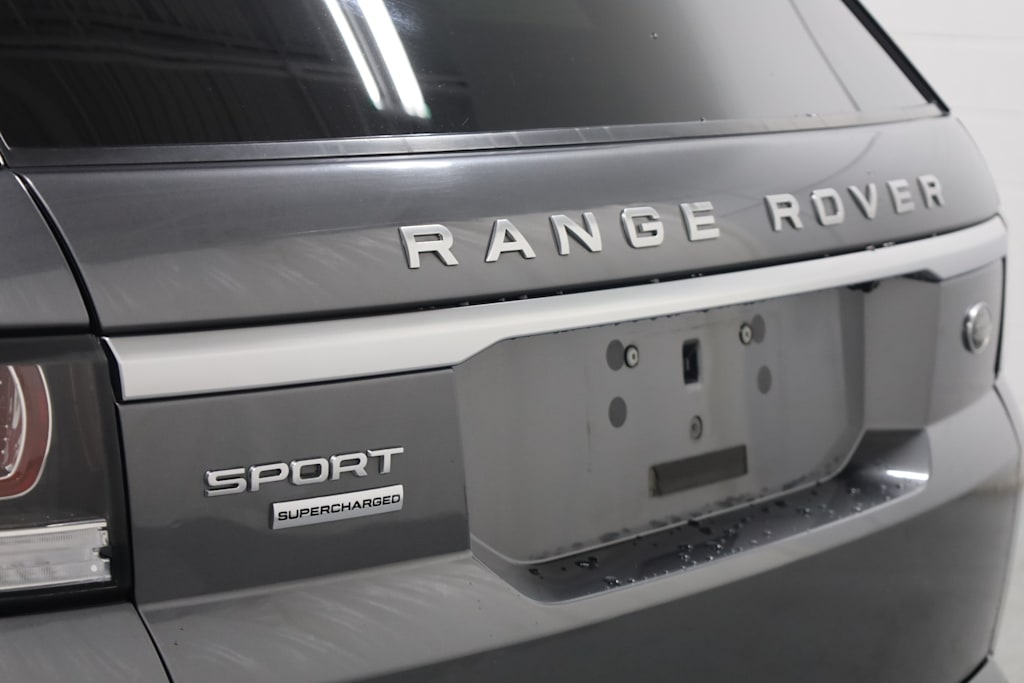 Thumbnail: 2015 Land Rover Range Rover Sport - 20