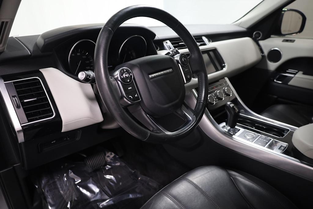 Thumbnail: 2015 Land Rover Range Rover Sport - 2