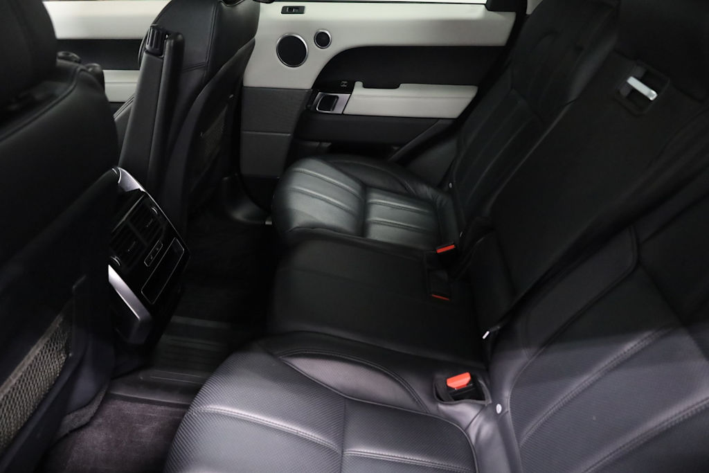 Thumbnail: 2015 Land Rover Range Rover Sport - 13