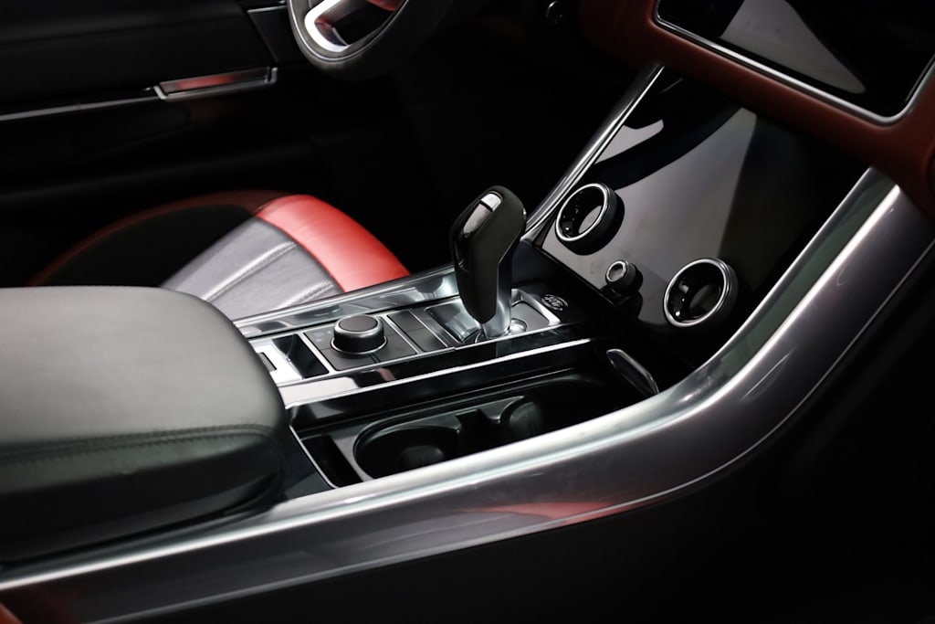 Thumbnail: 2022 Land Rover Range Rover Sport - 31