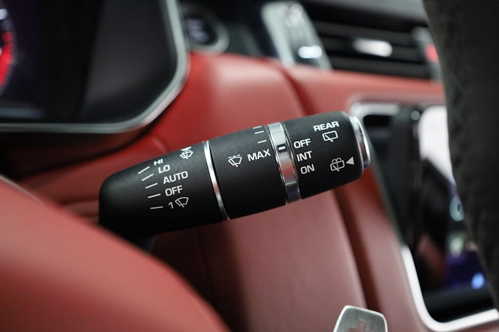 Thumbnail: 2022 Land Rover Range Rover Sport - 16