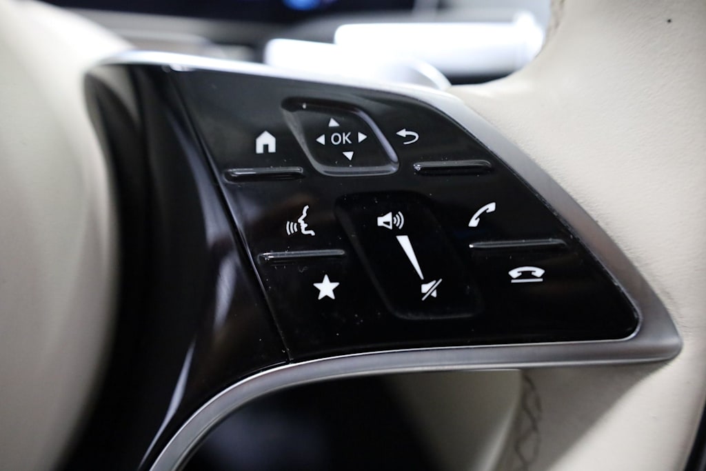 Thumbnail: 2022 Mercedes-Benz S-Class - 32