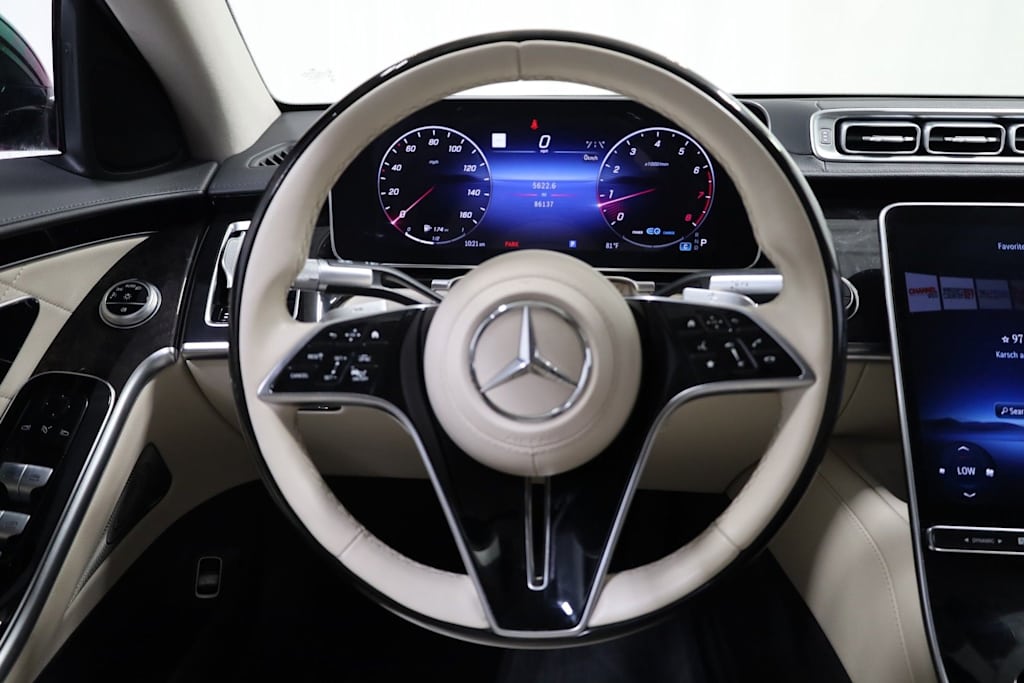 Thumbnail: 2022 Mercedes-Benz S-Class - 15