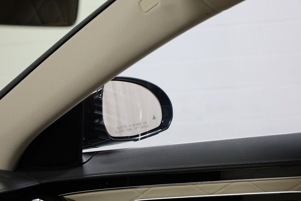 Thumbnail: 2022 Mercedes-Benz S-Class - 28